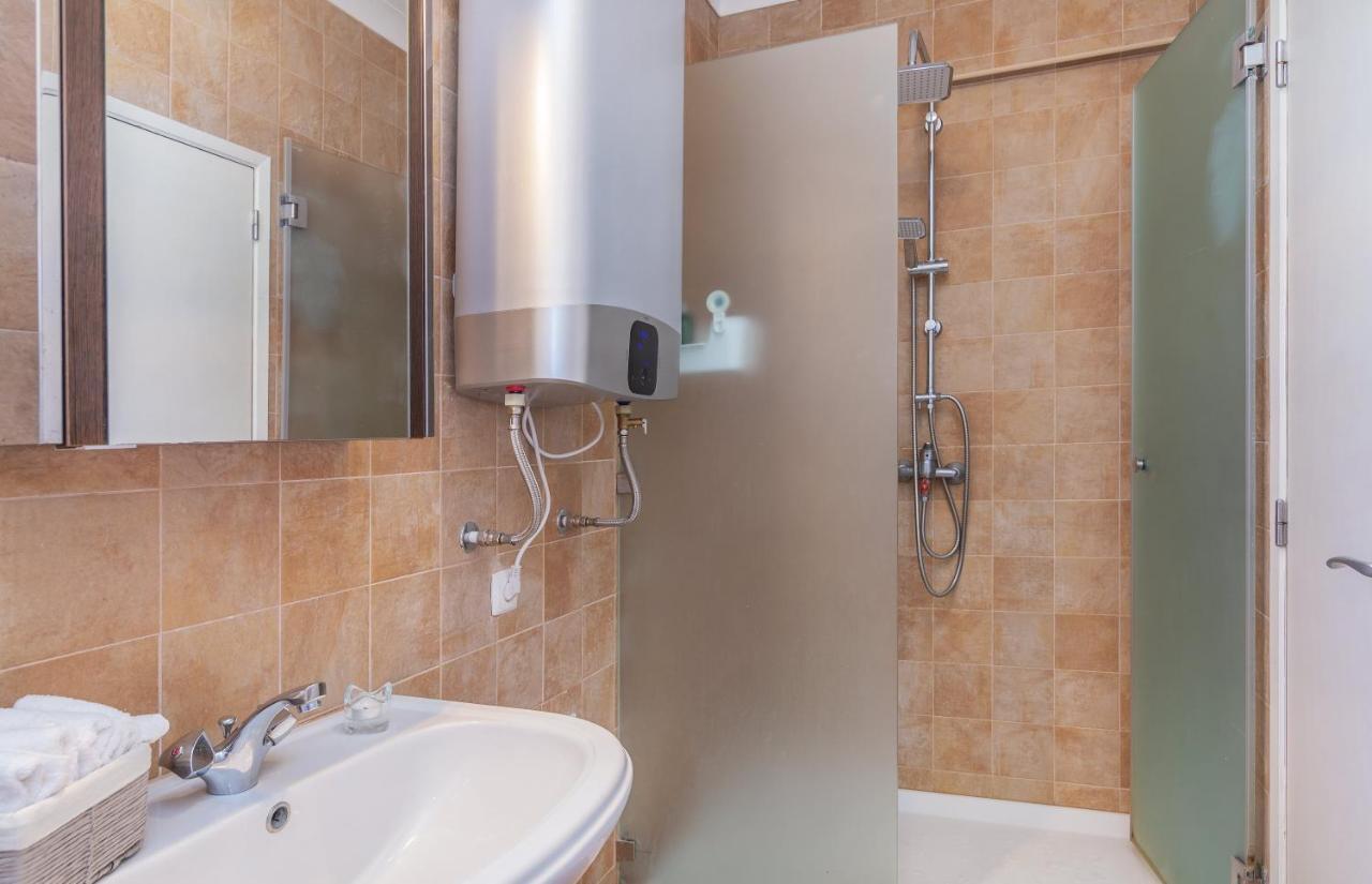 H&H Seaview Apartment Praia Da Luz Bagian luar foto